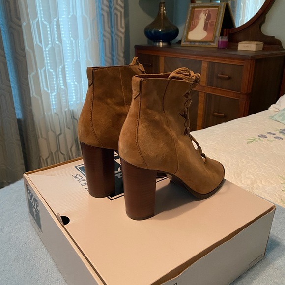 FRYE High Heel Lace-Up Booties—these open toe booties are like brand new. - Picture 4 of 4